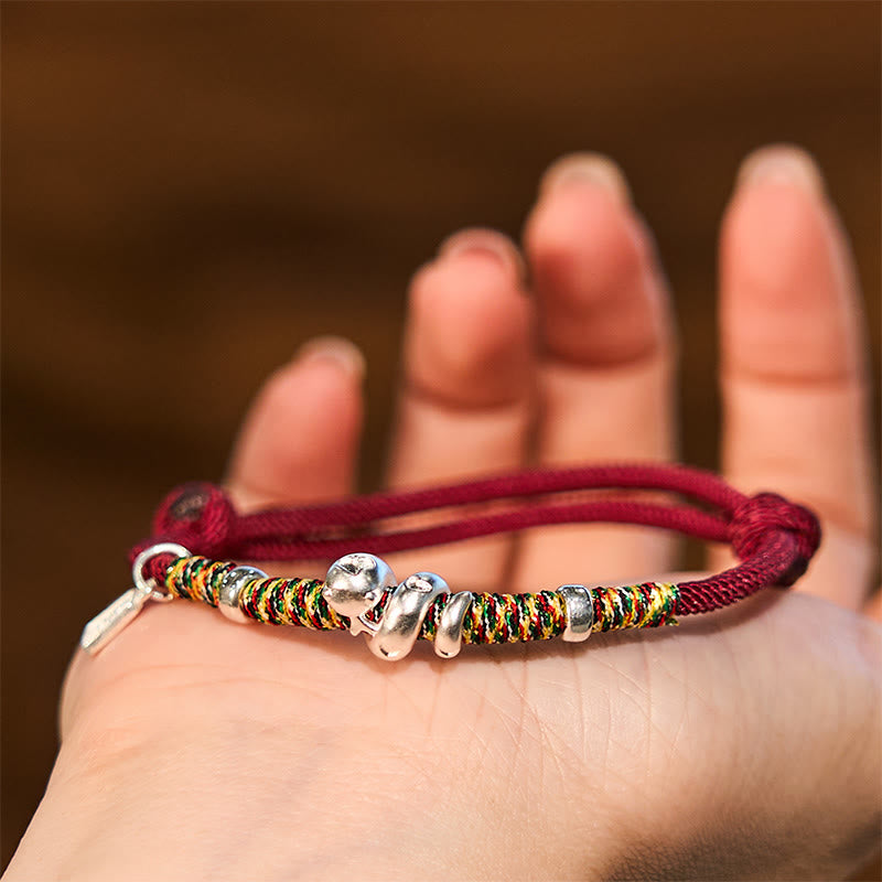 Bracelet de protection serpent en fil rouge et argent