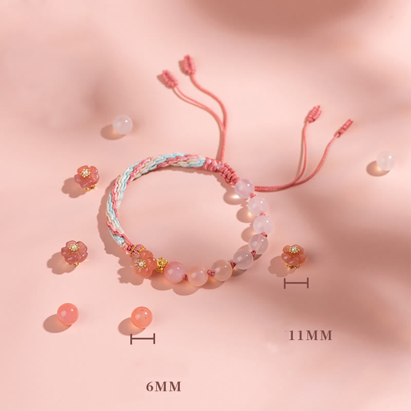 Bracelet en agate à nœud de réincarnation avec breloque en fleur de pêcher