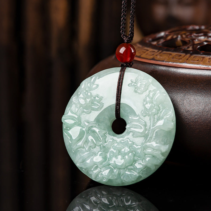 Collier rond en jade avec boucle de paix pour la prospérité et l'abondance 8 mm