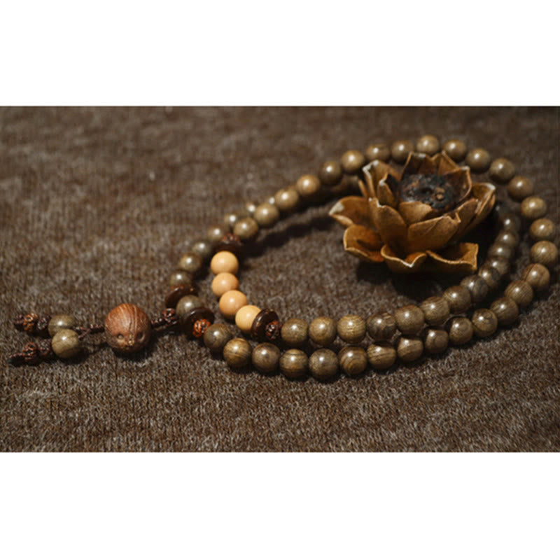Bracelet Mala à breloques de protection en bois de santal 8 mm Méditation