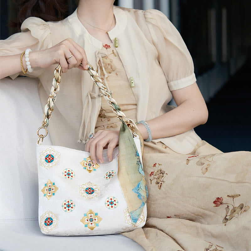 Sac bandoulière brodé en satin Su vert – Élégant sac fourre-tout de yoga