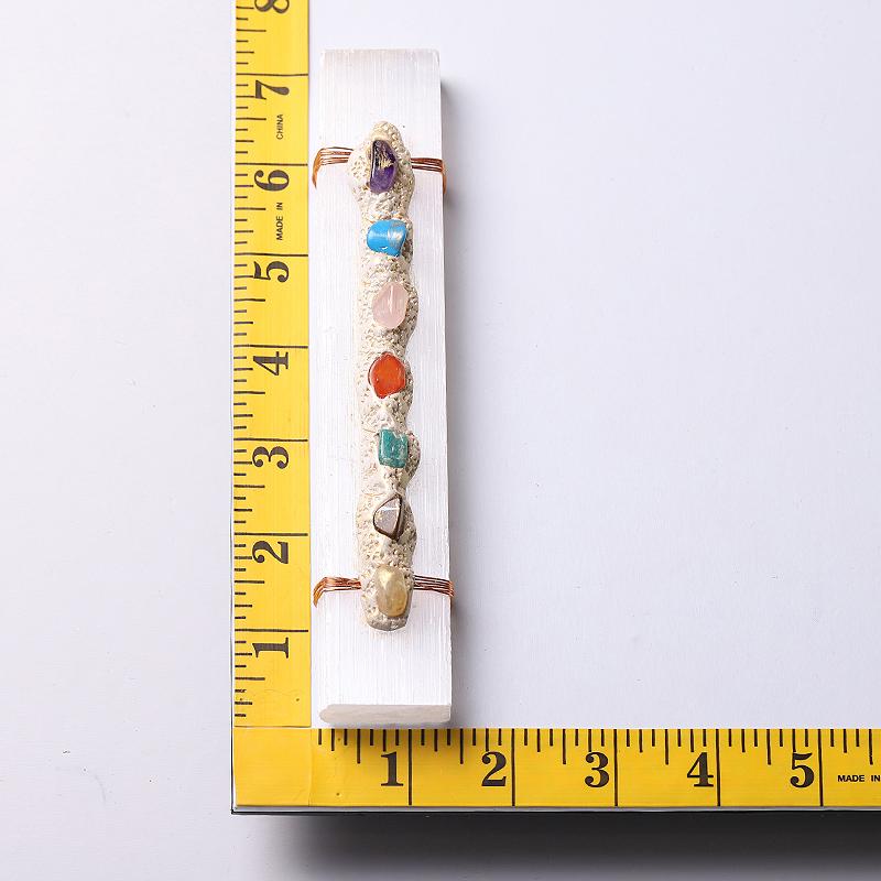 Baguette en cristal de sélénite avec pierres de chakra