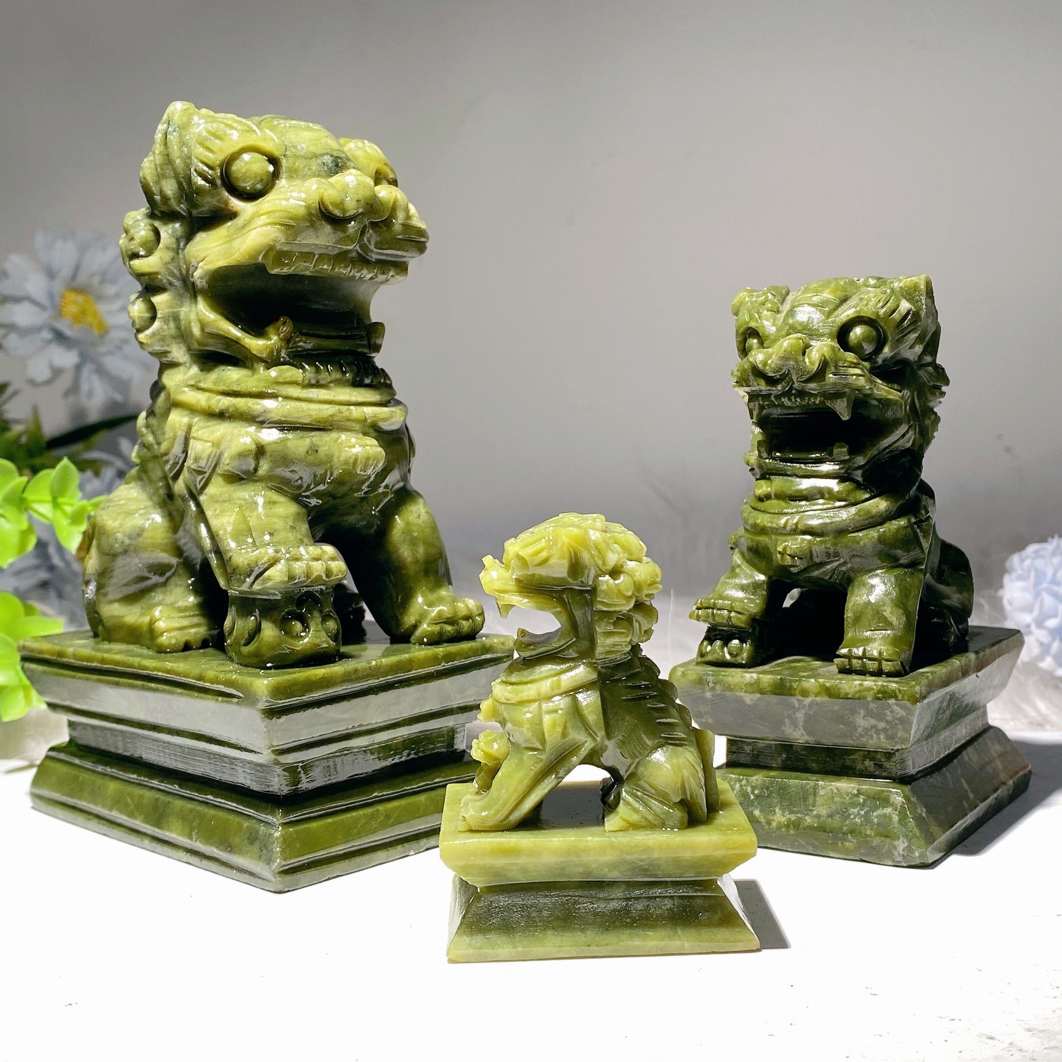 Serpentine Stone Lion Crystal Carving 2.8-6.0 Inches