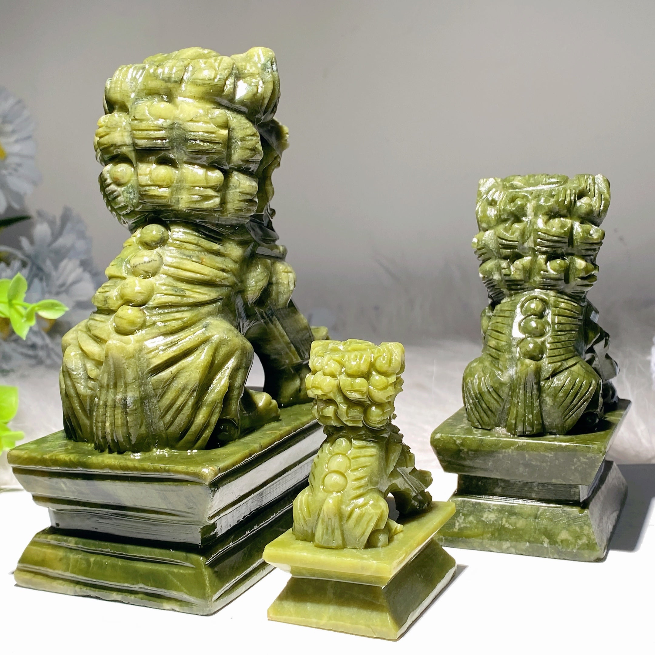 Serpentine Stone Lion Crystal Carving 2.8-6.0 Inches