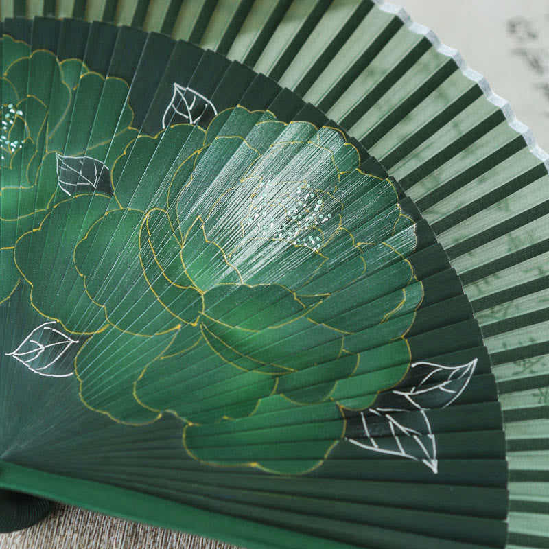 Éventail chinois pliable en soie et bambou 21 cm avec fleurs de pivoine