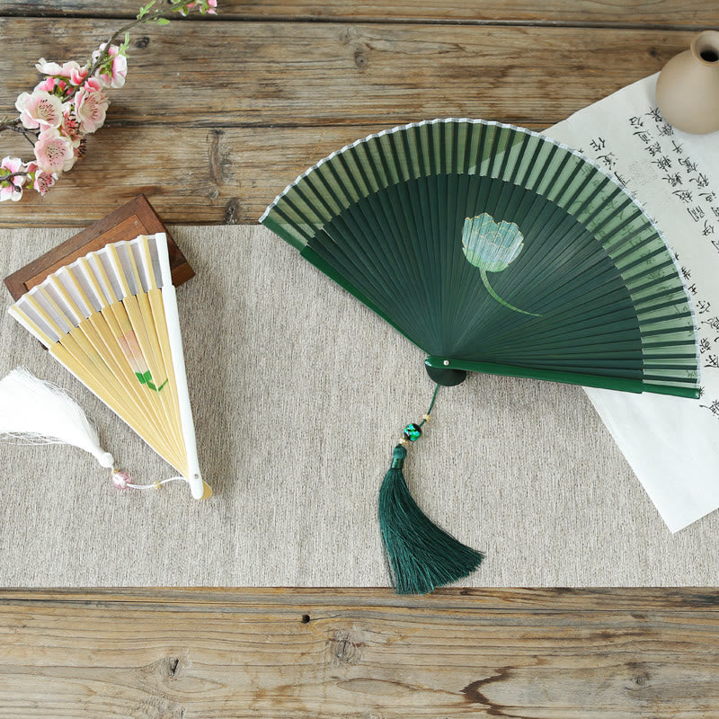 Éventail chinois pliable en soie et bambou 21 cm avec fleurs de pivoine