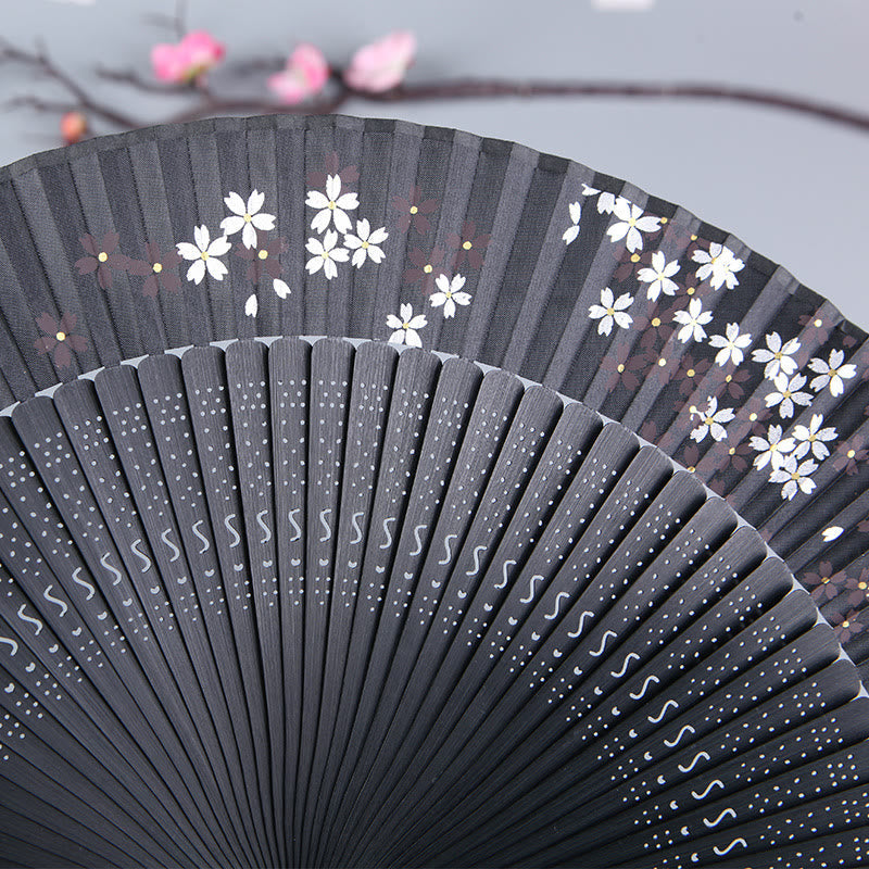 Éventail à main en bambou et soie 21 cm avec fleurs de cerisier Sakura