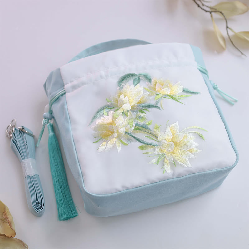 Sac fourre-tout brodé en soie avec bandoulière réglable 20 x 20 x 7 cm