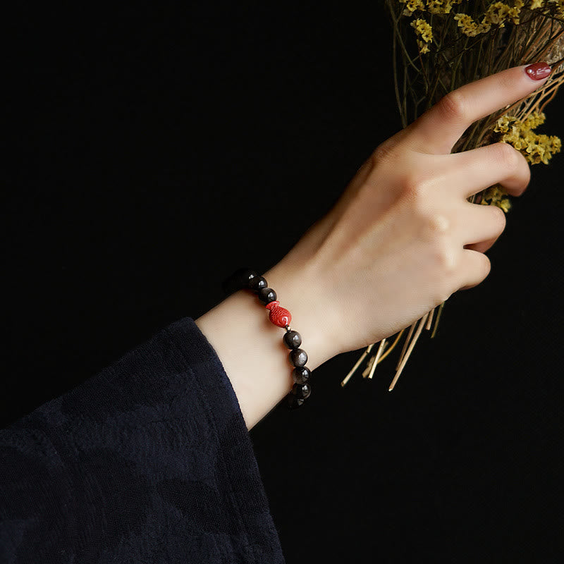 Bracelet de protection en obsidienne argentée et poisson koï 8 mm