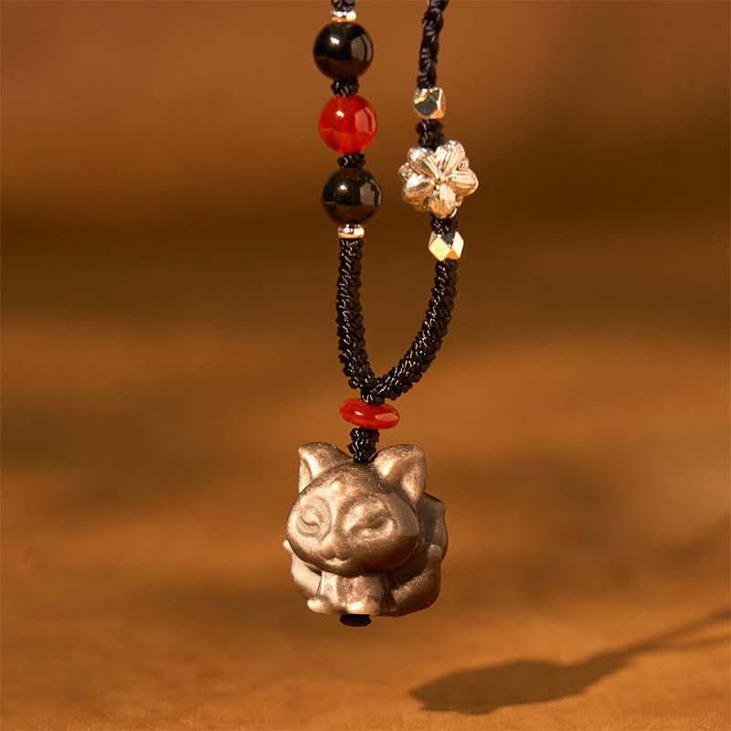 Collier de protection en obsidienne argentée à neuf queues