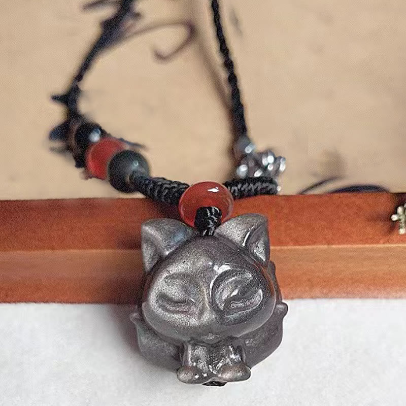 Collier de protection en obsidienne argentée à neuf queues