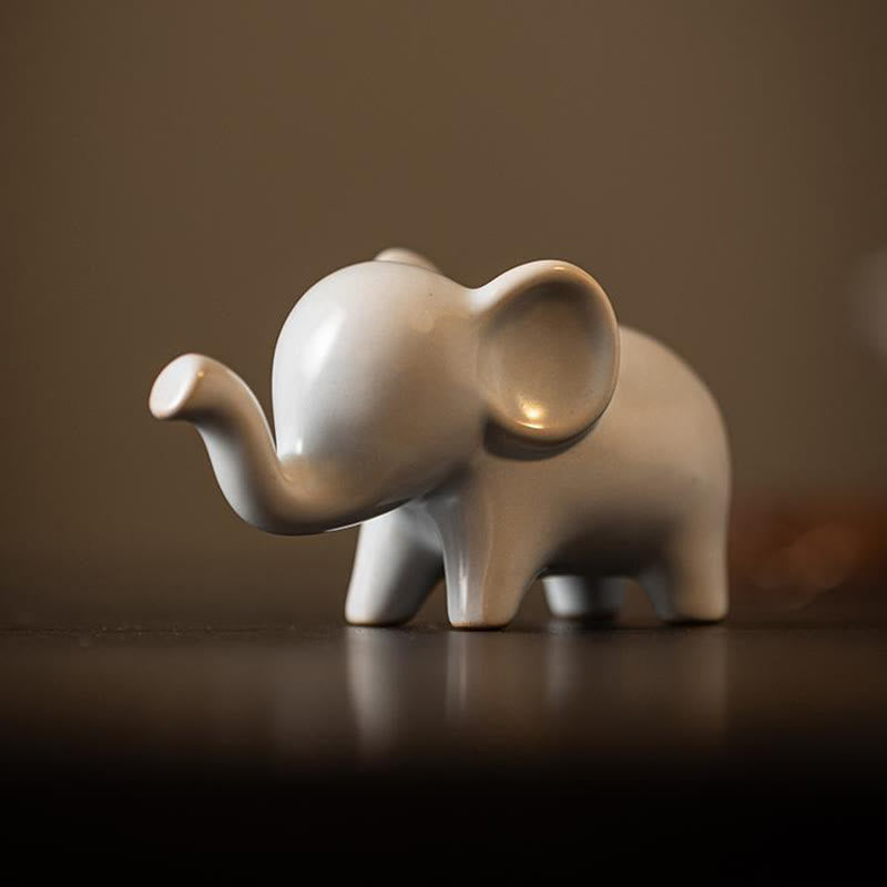 Petite figurine d'éléphant en céramique pour décoration spirituelle