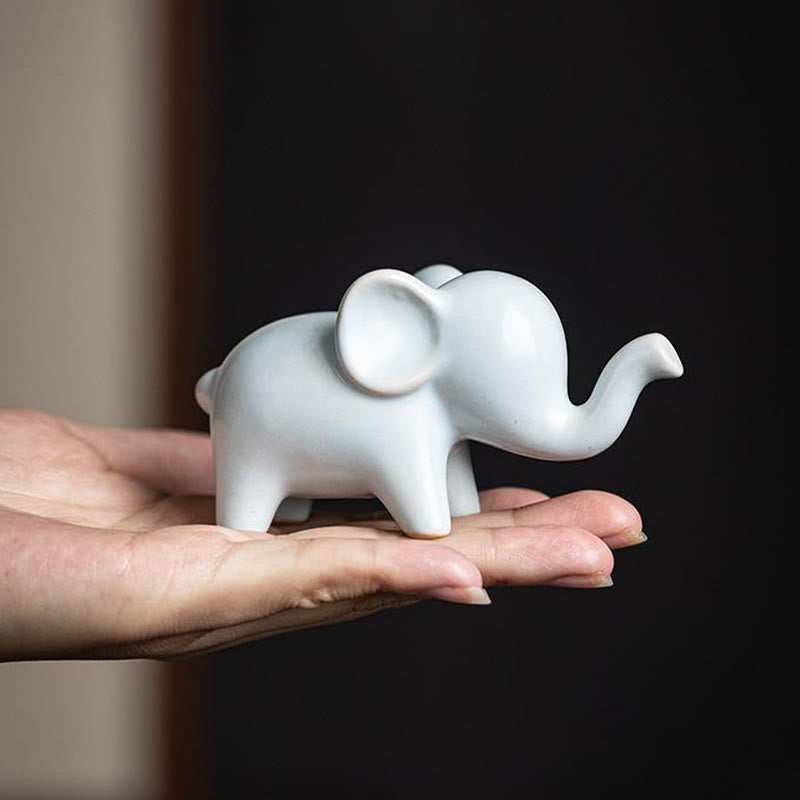 Petite figurine d'éléphant en céramique pour décoration spirituelle