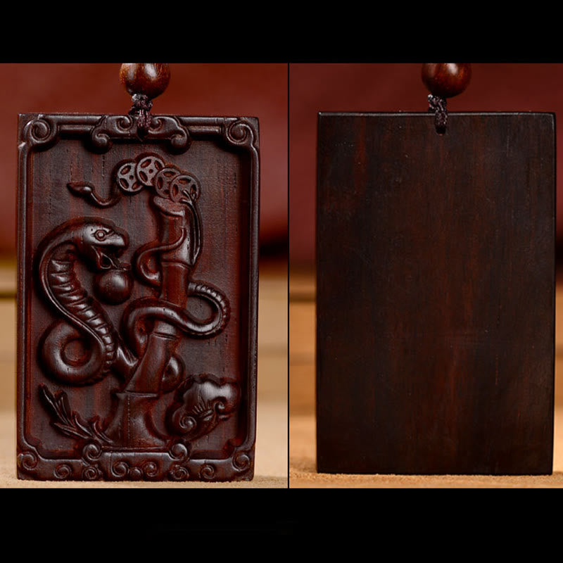 Collier du zodiaque chinois en bois de santal rouge à petites feuilles pour le calme