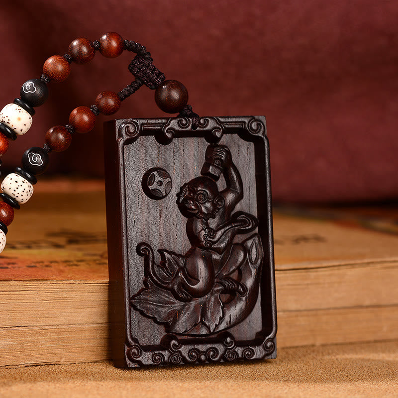 Collier du zodiaque chinois en bois de santal rouge à petites feuilles pour le calme
