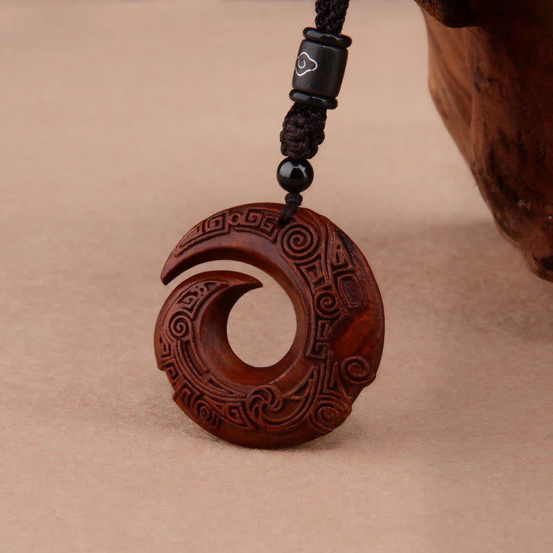 Collier de protection spirituelle en bois d'ébène et bois de santal rouge à petites feuilles