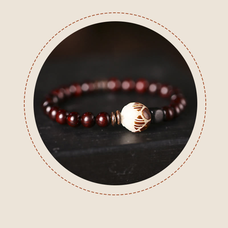 Bracelet de protection en bois de santal rouge à petites feuilles de lotus 6 mm