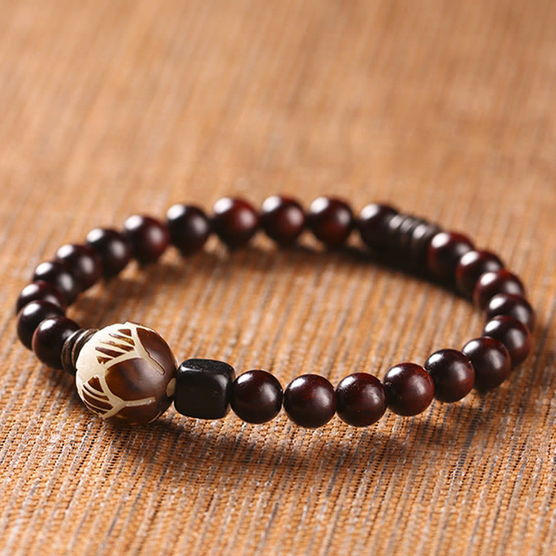 Bracelet de protection en bois de santal rouge à petites feuilles de lotus 6 mm