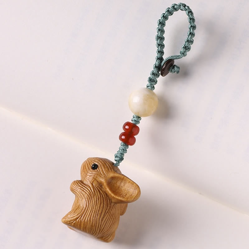 Porte-clés porte-bonheur lapin en bois de santal rouge à petites feuilles | Breloque de protection