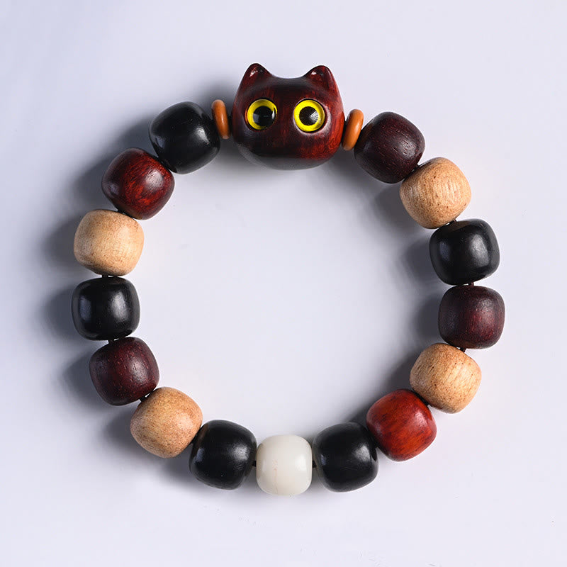 Bracelet de protection en bois de santal rouge à petites feuilles avec gravure de chat mignon