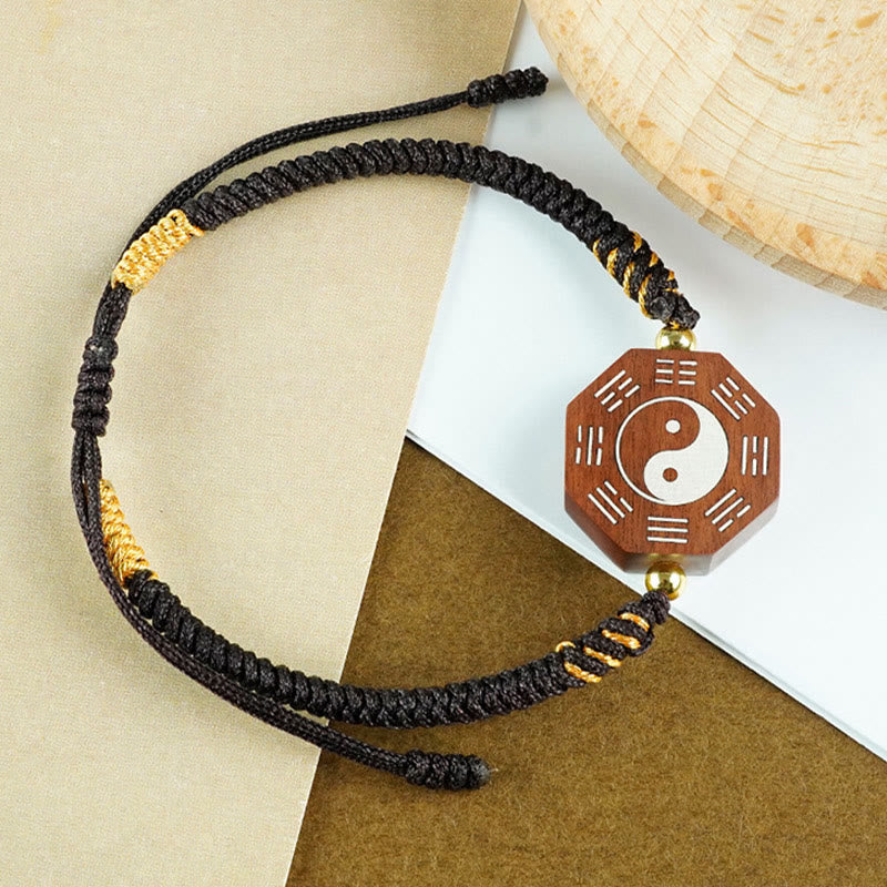 Bracelet de protection Yin Yang en bois de santal rouge à petites feuilles