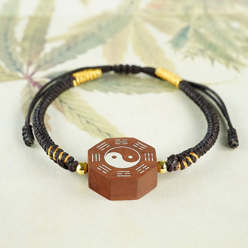 Bracelet de protection Yin Yang en bois de santal rouge à petites feuilles