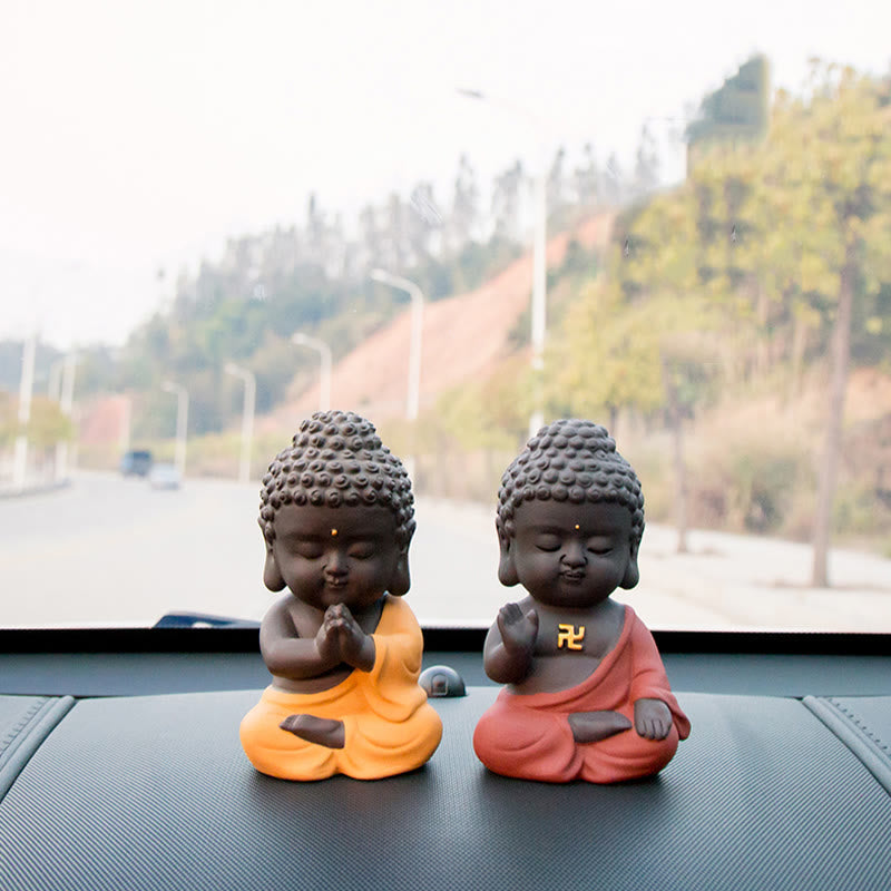 Petite statue de Bouddha en argile violette pour la sérénité de la maison
