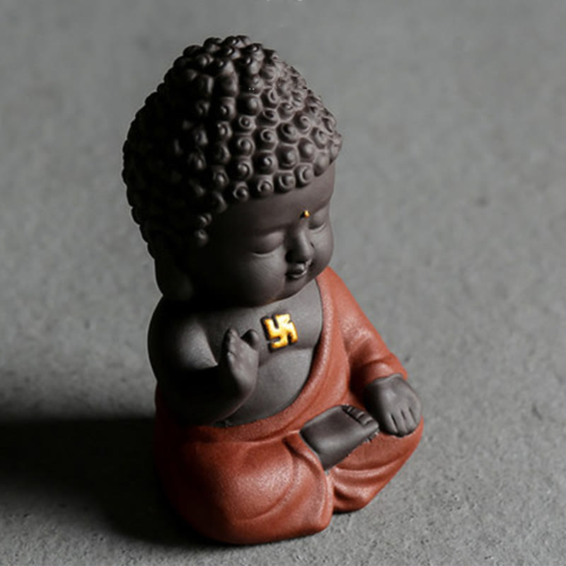 Petite statue de Bouddha en argile violette pour la sérénité de la maison
