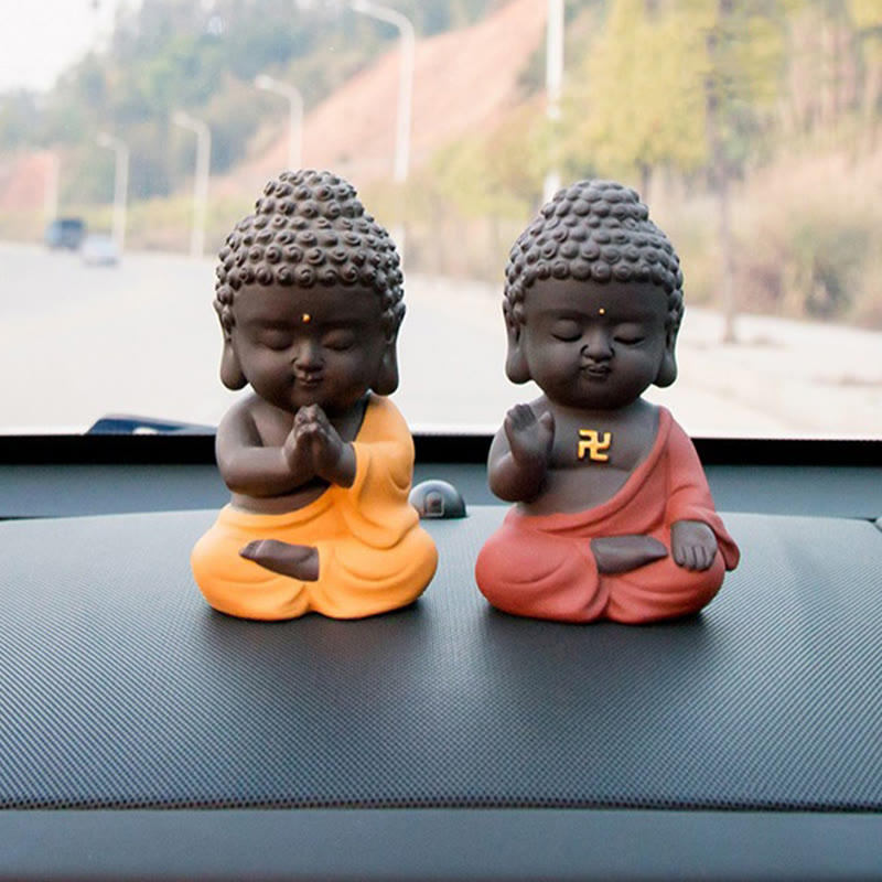 Petite statue de Bouddha en argile violette pour la sérénité de la maison