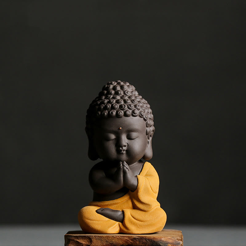 Petite statue de Bouddha en argile violette pour la sérénité de la maison