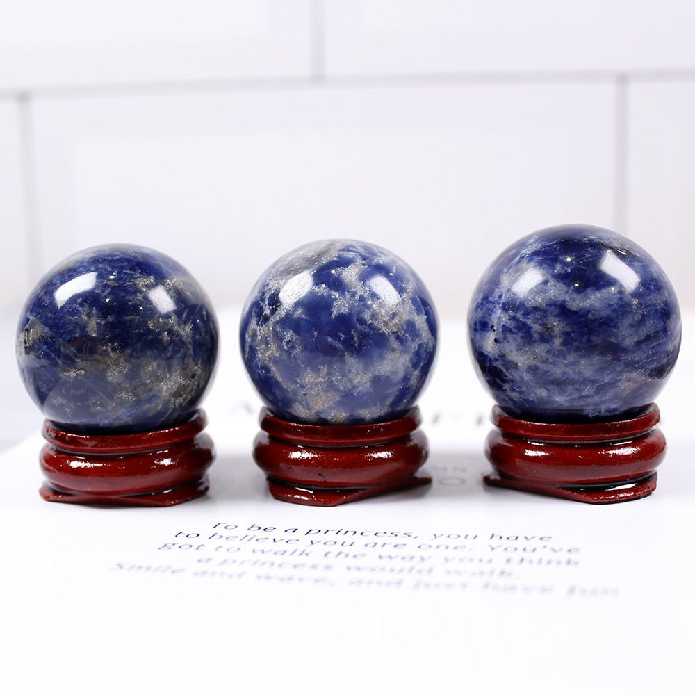 Boule de cristal de sodalite pour l'intuition et l'harmonie