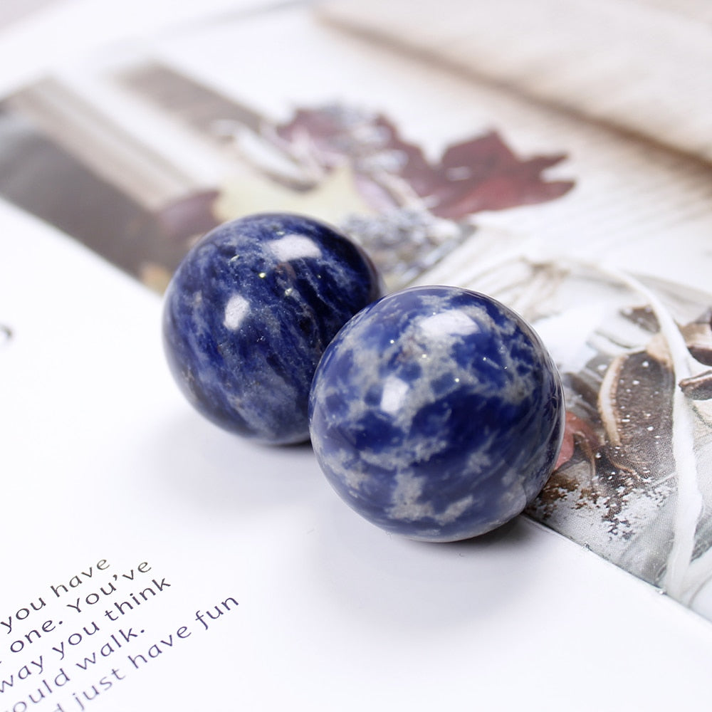 Boule de cristal de sodalite pour l'intuition et l'harmonie