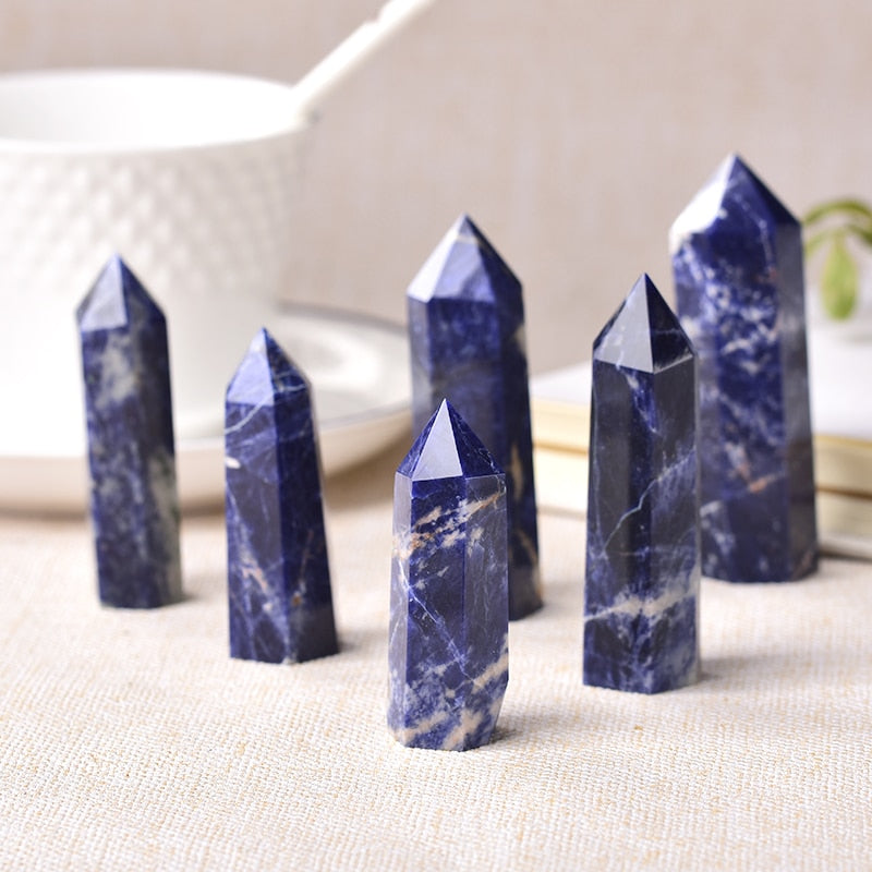 Tour de cristal de sodalite pour la guérison énergétique