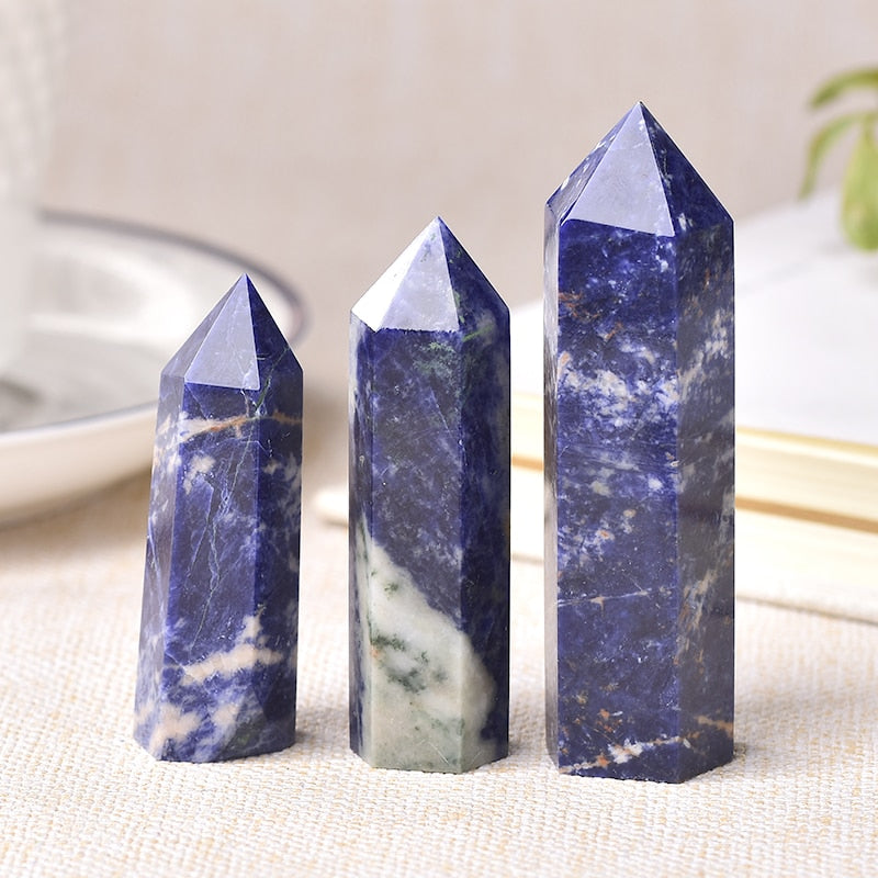 Tour de cristal de sodalite pour la guérison énergétique