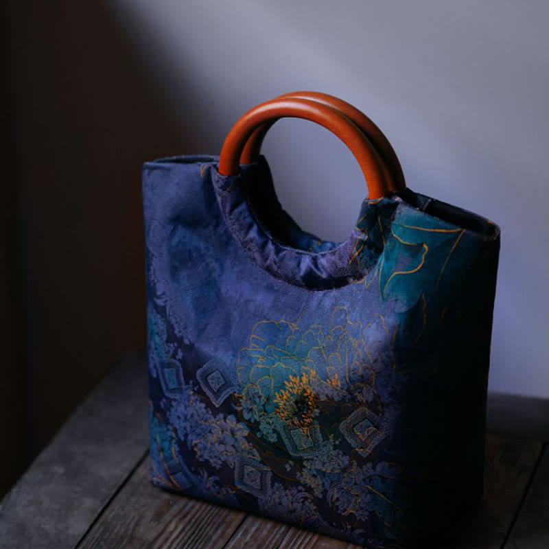 Sac à main bleu-violet avec poignée en bois massif et motif pivoine et oiseau en bambou