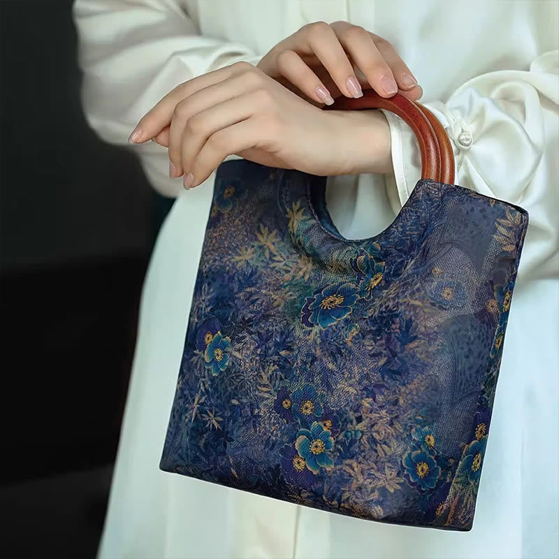 Sac à main bleu-violet avec poignée en bois massif et motif pivoine et oiseau en bambou