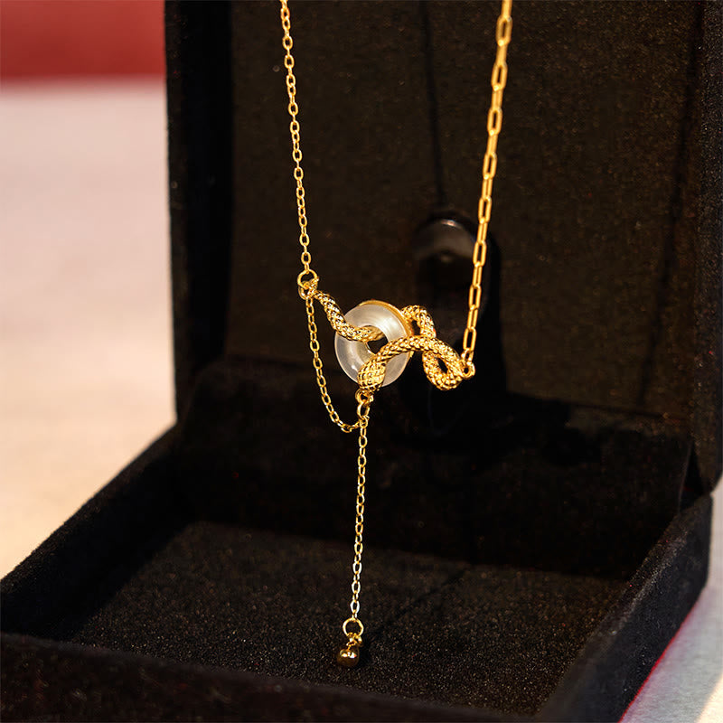 Collier avec boucle de paix en calcédoine spirituelle et serpent en argent 925