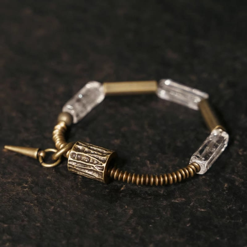Bracelet carré en cuivre et cristal blanc pour la chance et l'équilibre