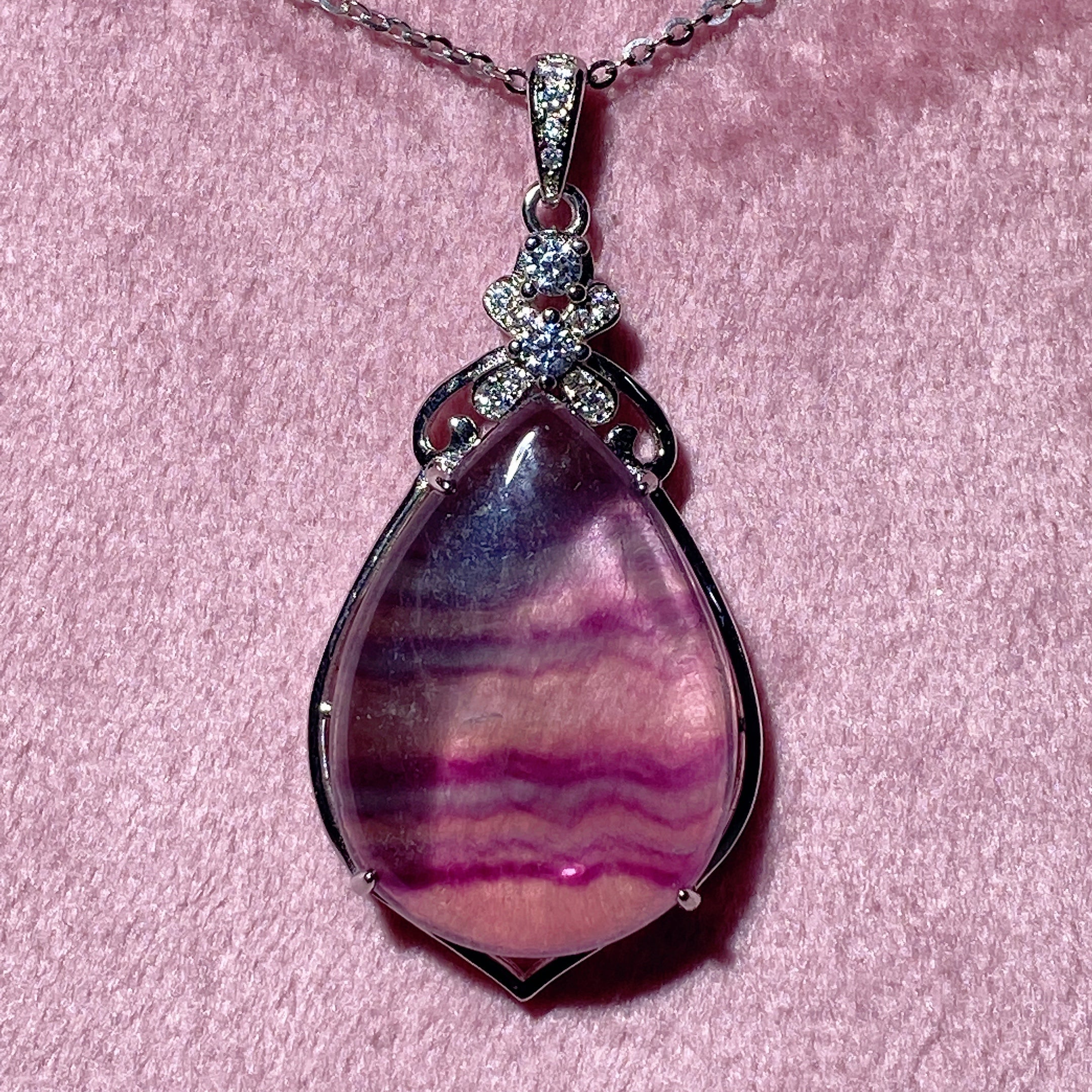 Pendentif en argent sterling avec améthyste pour la guérison et la méditation
