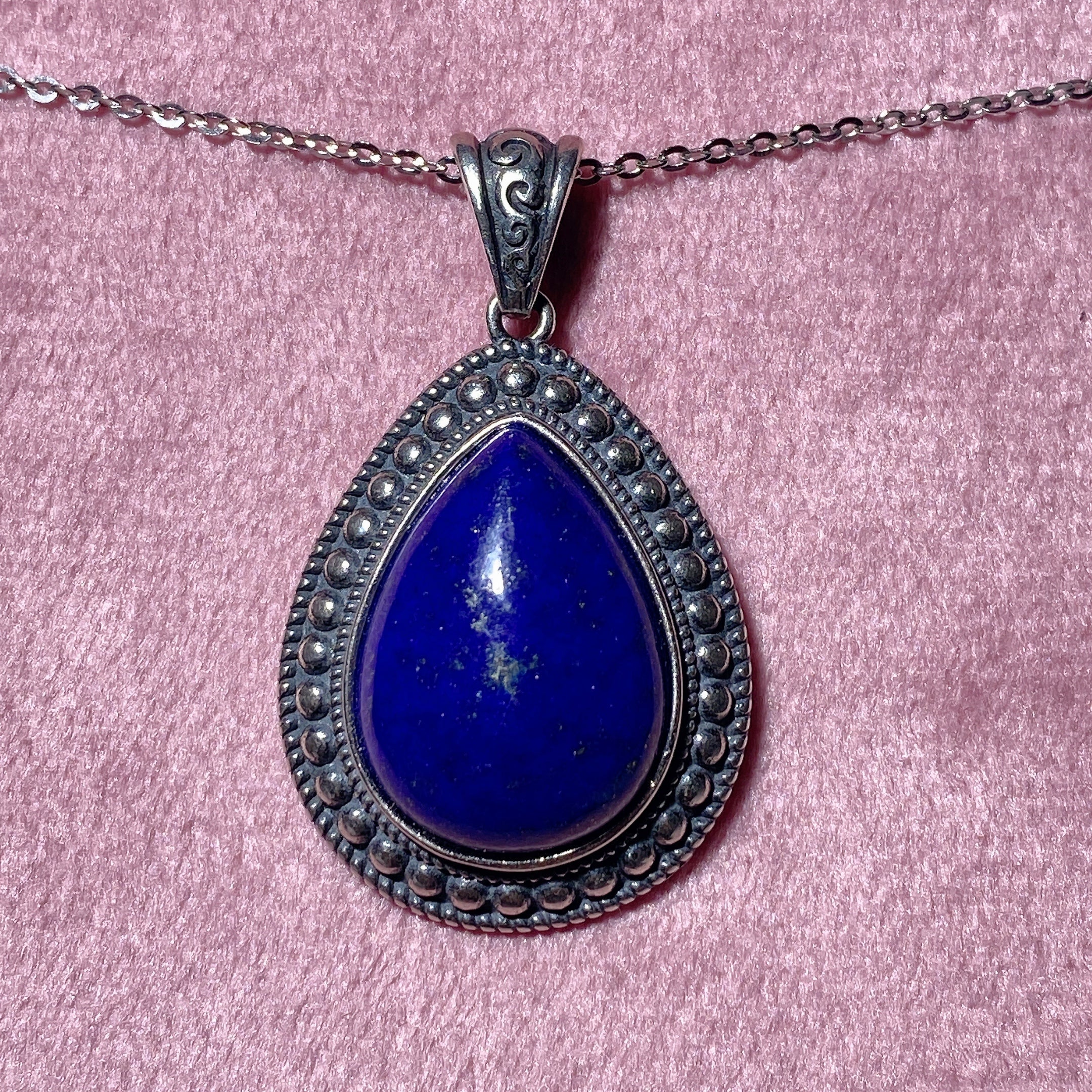 Pendentif en argent sterling avec améthyste pour la guérison et la méditation