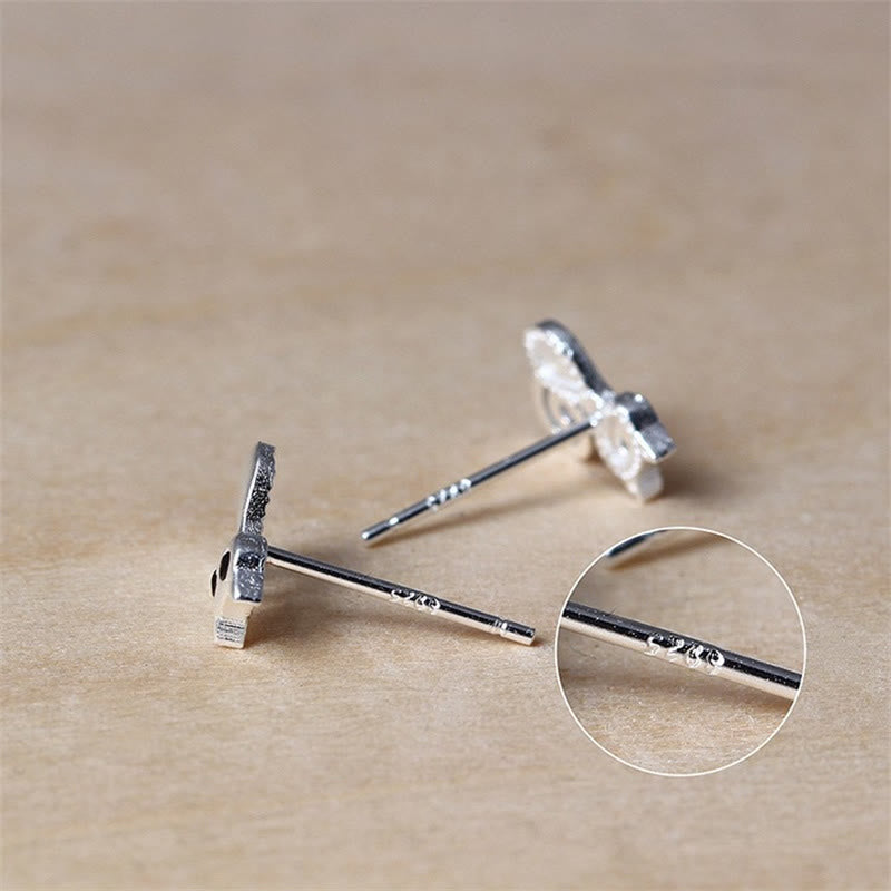 Boucles d'oreilles à tige en argent sterling avec motif de chat mignon et bénédiction