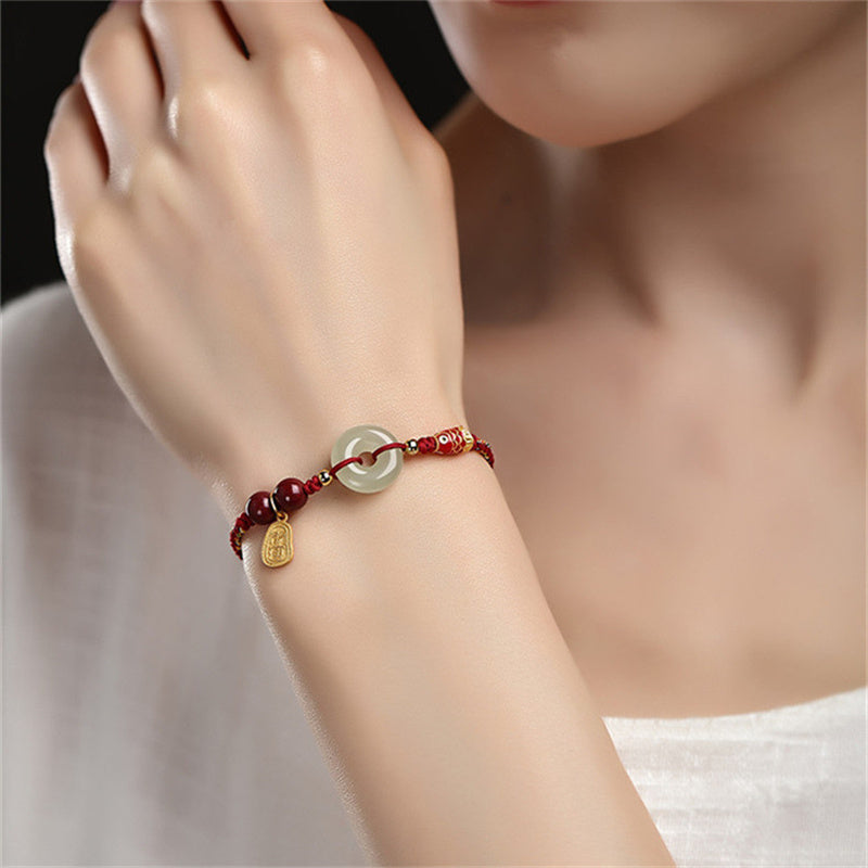 Bracelet poisson koï en argent sterling avec boucle de paix en jade