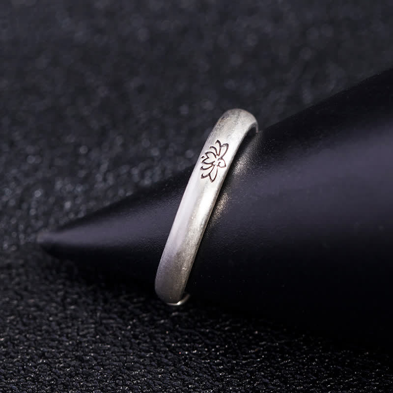Bague Lotus en argent sterling pour l'illumination et l'équilibre