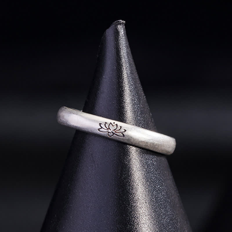 Bague Lotus en argent sterling pour l'illumination et l'équilibre