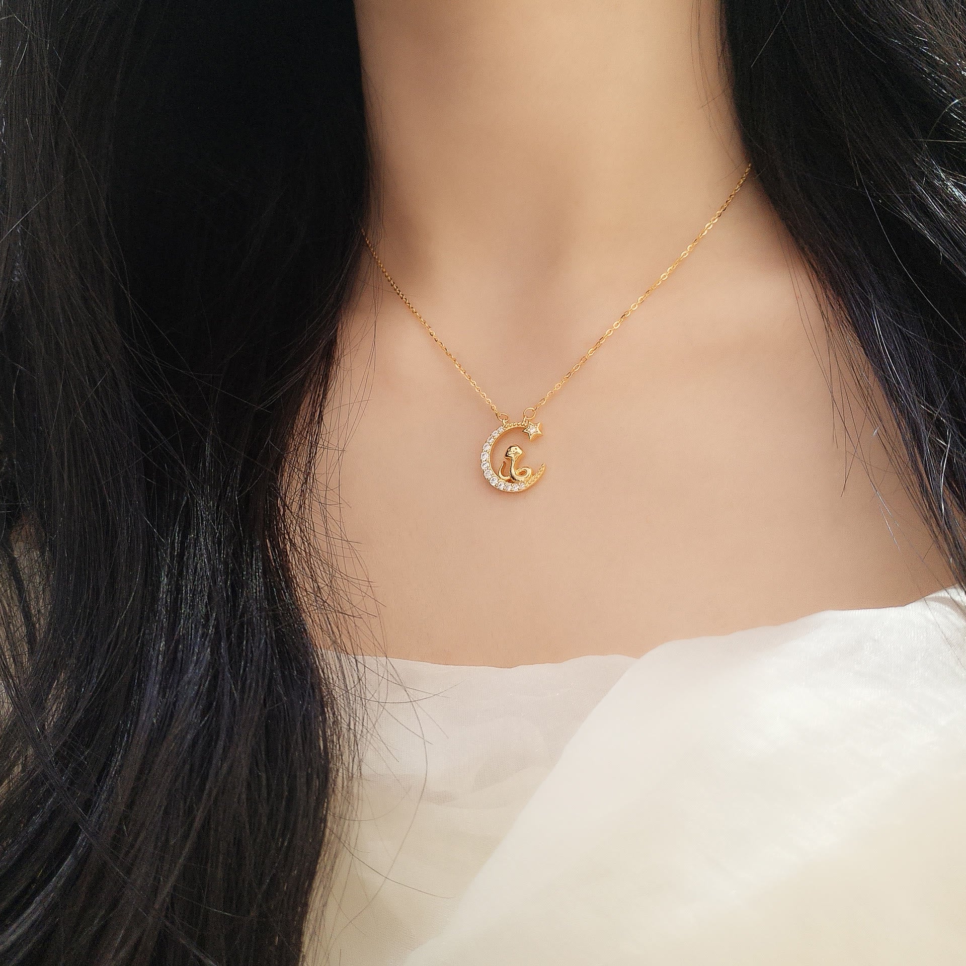 Pendentif serpent lune en argent sterling avec zircone pour bénédiction