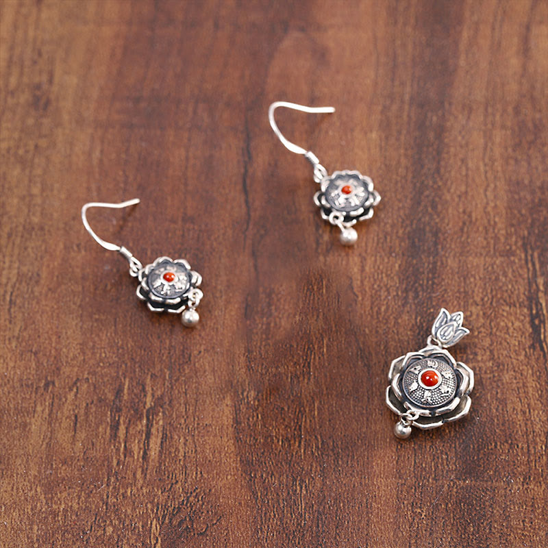 Ensemble collier et boucles d'oreilles Lotus Om Mani Padme Hum en argent sterling