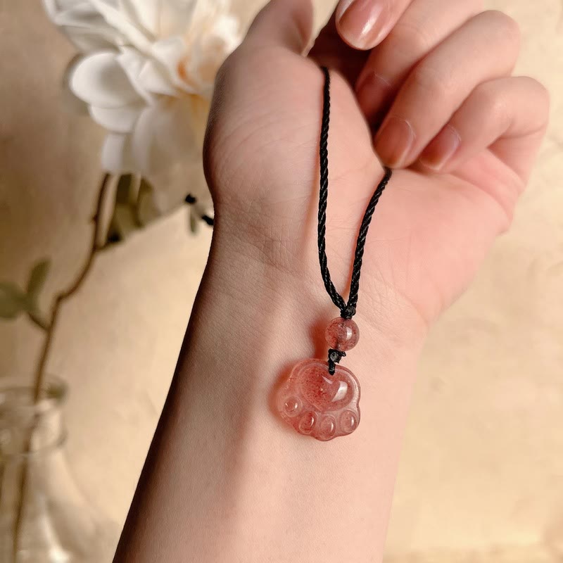 Collier pendentif patte de chat guérison amour quartz fraise