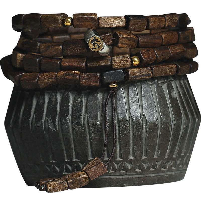 Bracelet en bois d'agar Tarakan avec perles en argent et or 925 et symbole du zodiaque