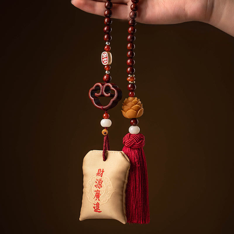 Décoration de voiture à suspendre en sachet de lotus en bois de santal rouge tibétain