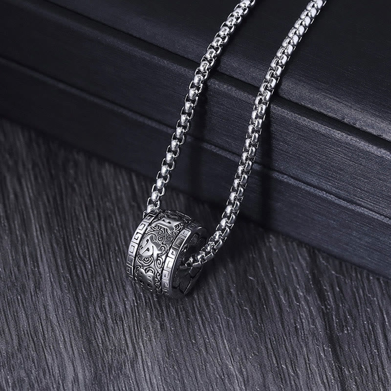 Collier Om Mani Padme Hum en acier titane pour la paix et la méditation